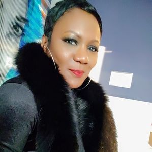 Meet your Posher, Shanita